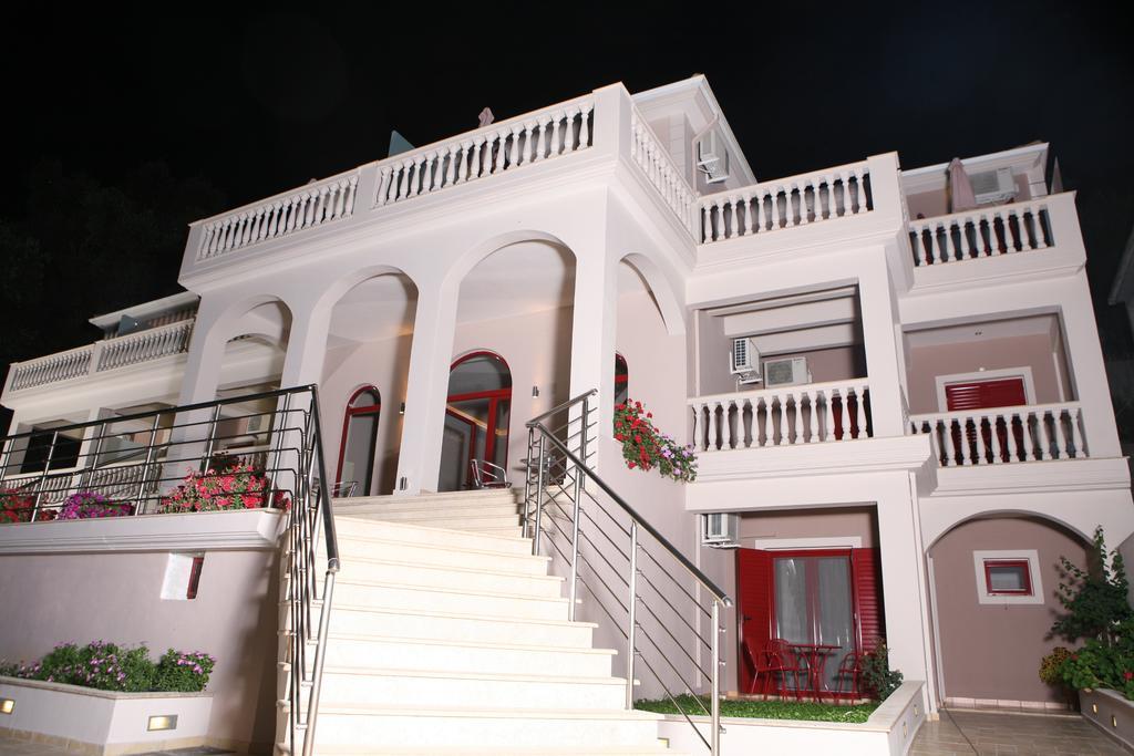 Michaelangelo Boutique Parga Otel Dış mekan fotoğraf